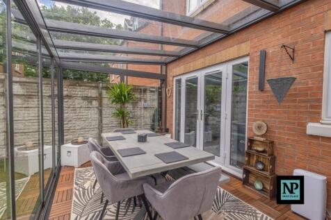 Garden Room / Veranda