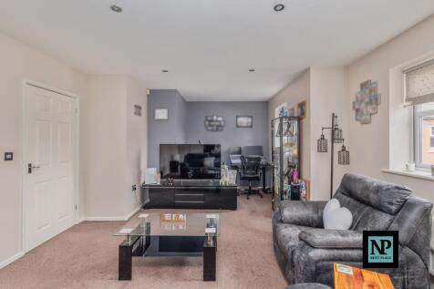 Open Plan Kitchen /  Living Room Diner