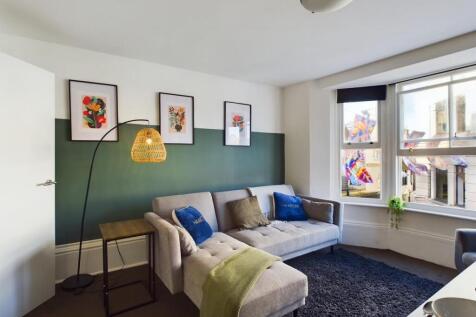 living room area.jpeg