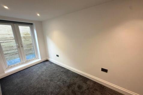 Master bedroom .jpeg