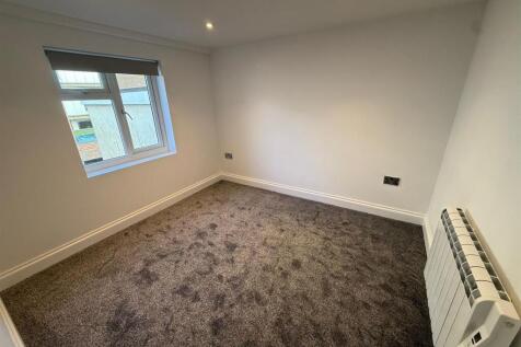 WhatsApp Image 2025-10-28 at 11.39.38.jpeg