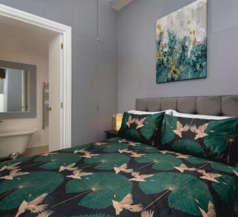 WhatsApp Image 2025-11-20 at 10.25.19 (1).jpeg