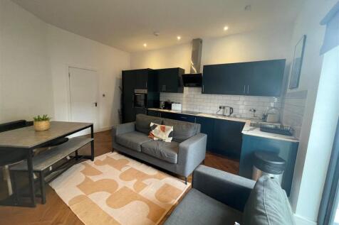 living room / kitchen