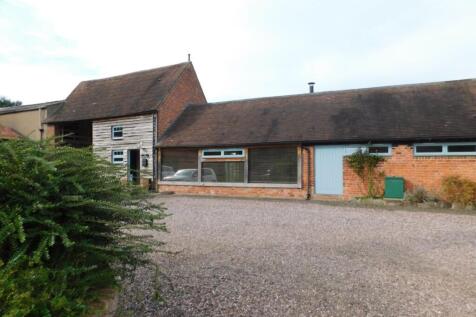 4 Bed Unfurnished Detached Barn Conversion
