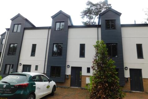4 Bed UnfurnishedTerraced