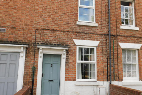 3 bed town house to rent, Meadow Terrace, Shrewsb