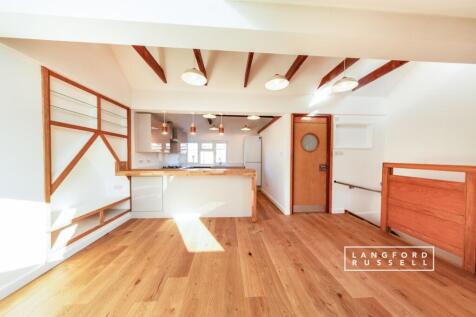 Reception/Kitchen