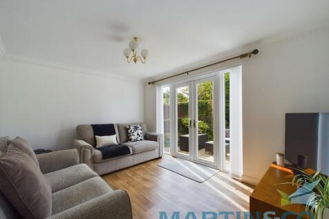 Living room/ Dini...