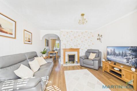 Through Lounge Di...