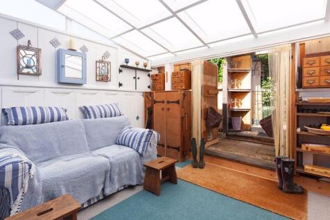 Lean-to