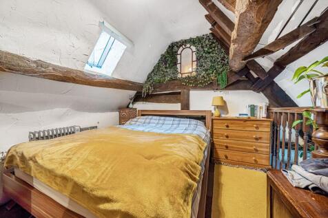 Flat 2 Mezzanine Bedroom 5 West Street