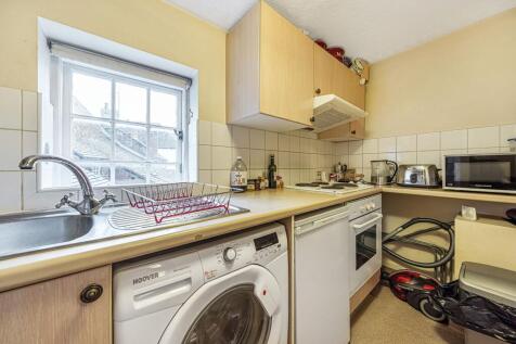 Flat 3 Kitchen 5 West Street