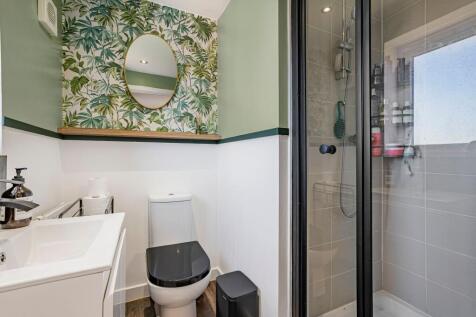 Ensuite Shower Room