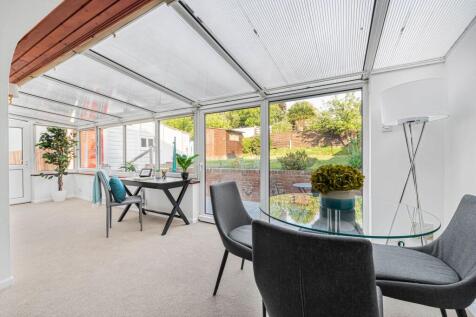 Full Width Conservatory / Sun Room
