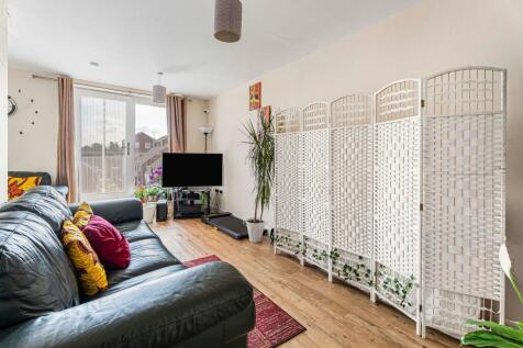 Lounge / Dining Room