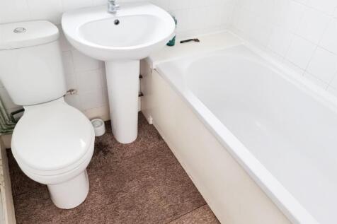 SHARED BATHROOM