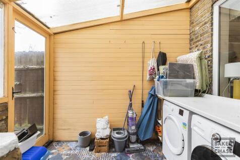 Lean- to
