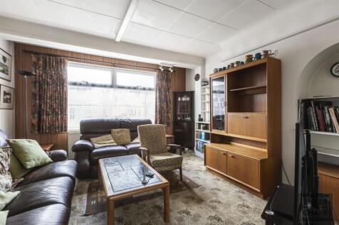 Lounge/Kitchen