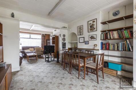 Lounge/Kitchen