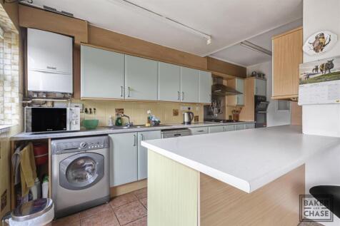 Lounge/Kitchen