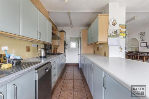 Lounge/Kitchen