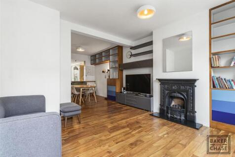 Open plan lounge/kitchen/living room
