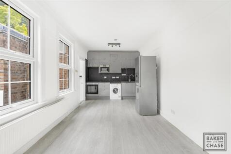 Open plan kitchen/lounge