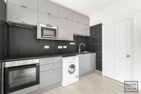 Open plan kitchen/lounge