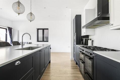 Open Plan Kitchen/Dining Room