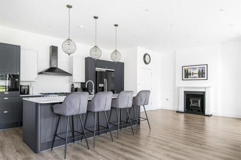 Open Plan Kitchen/Dining Room