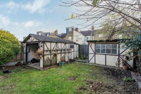 Rear Garden (South Facing)