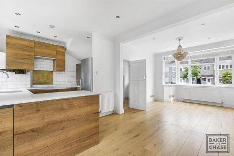 Open plan lounge and kitchen