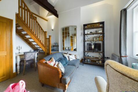 Apartment 8 - Living Room