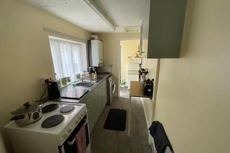 36B (Ground Floor) - Kitchen