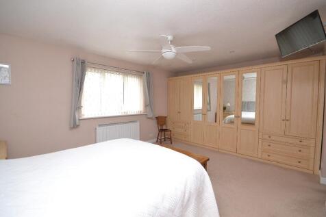 Fitted wardrobes