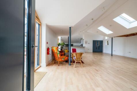 CD7A3393-HDR.jpg
