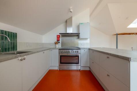 CD7A3408-HDR.jpg