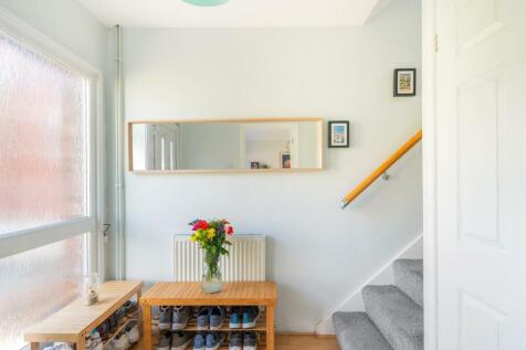 2H8RBN - Hallway A.jpg