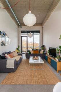 2L1S0BH - Reception P.jpg