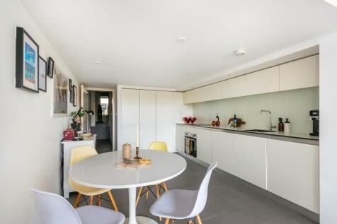 2L1S0BH - Kitchen D.jpg