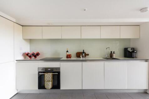 2L1S0BH - Kitchen C.jpg