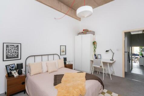 2L1S0BH - Bedroom F.jpg