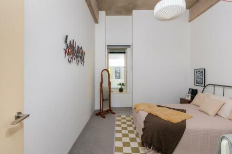 2L1S0BH - Bedroom H.jpg