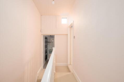 31 Battersea Road, BS5--14.jpg