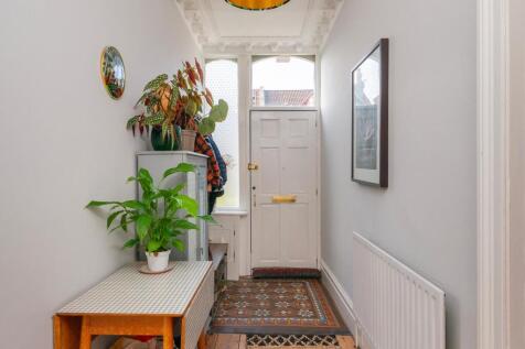2E0RFS - Hallway C.jpg