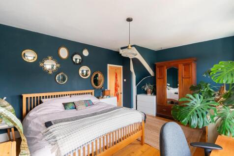 2E0RFS - Bedroom G.jpg