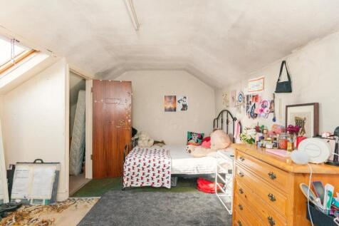 0N6AVP - Bedroom H.jpg