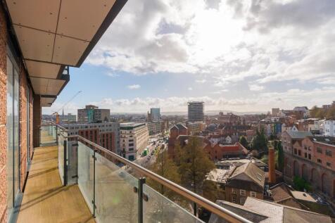 11N04OCC - Balcony F.jpg
