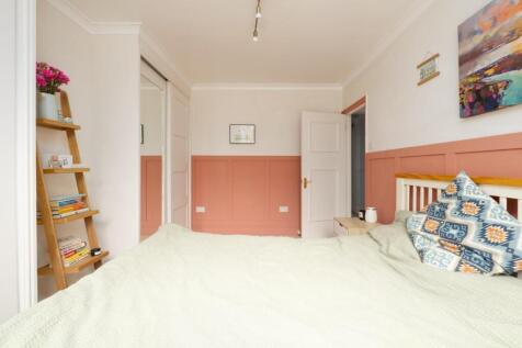 Garden Flat, 7 Cotham Side, BS6--7.jpg