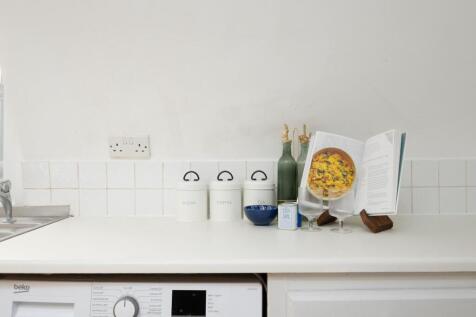Flat 4, 5 Berkeley Crescent, BS8--9.jpg